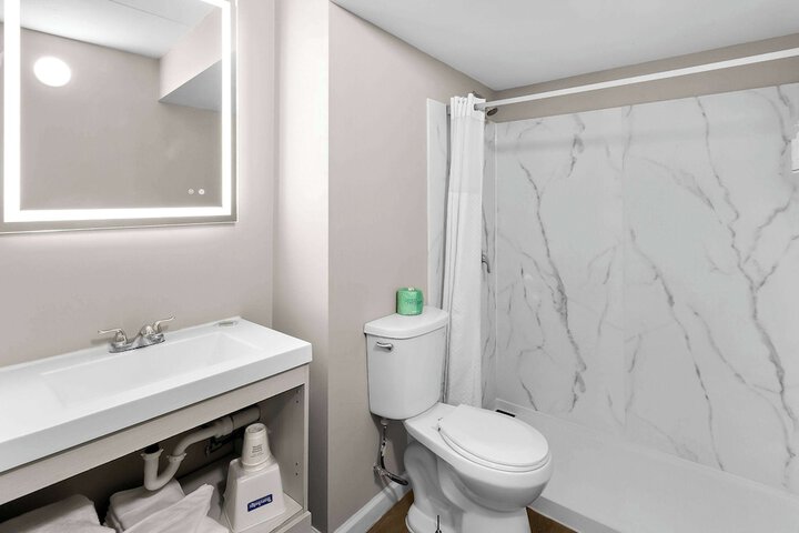 2 Double Beds Accessible Room (15 of 16)
