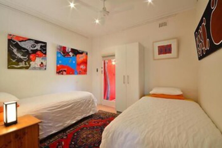 Room 19 of 87