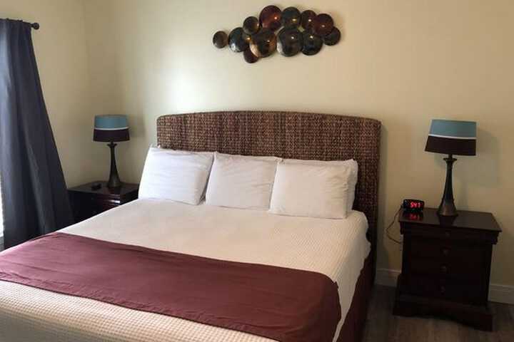 Room 18 of 173