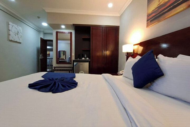 Room 47 of 108