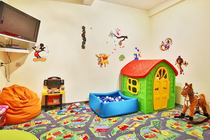 Childrens Activities 27 of 36