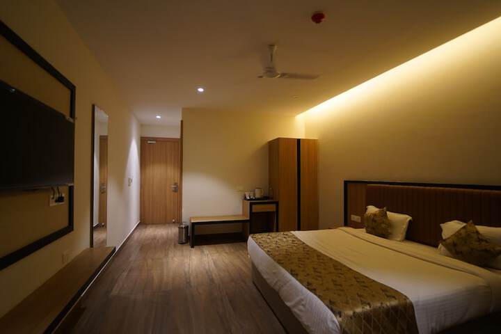 Room 19 of 49