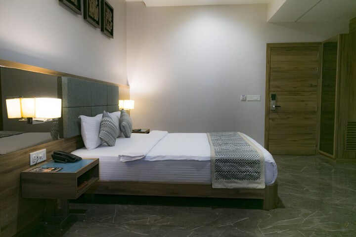 Room 7 of 26