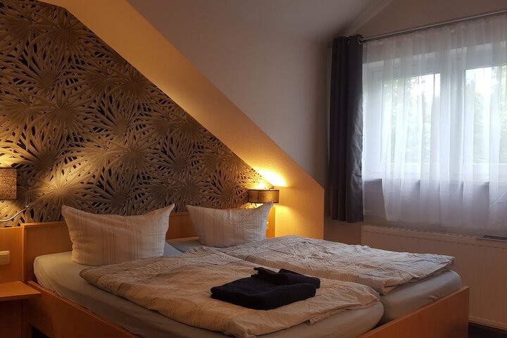 Room 12 of 51