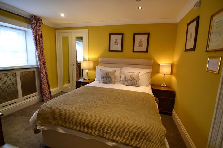 Room 18 of 43