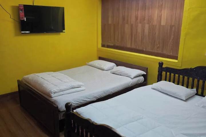 Room 2 of 29