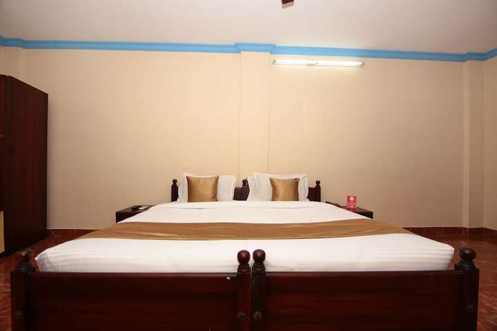 Room 13 of 25