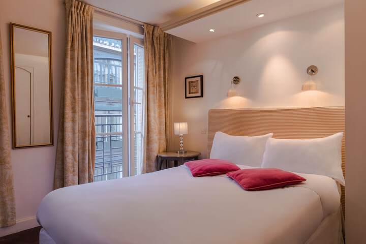 Room 7 of 22