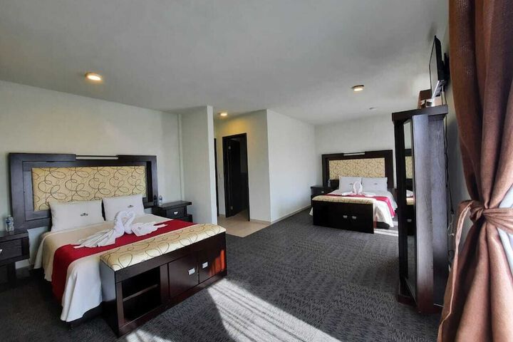 Room 7 of 34