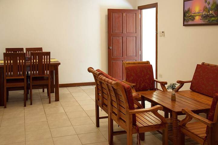Room 32 of 72