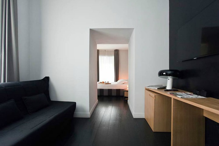 Room 17 of 51