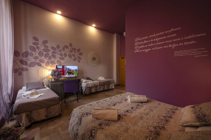 Room 20 of 104