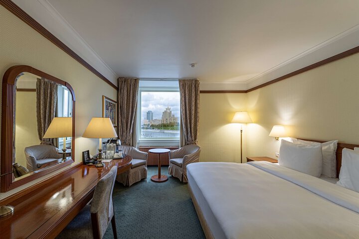 Room 25 of 217