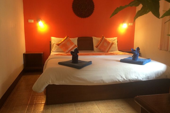 Room 18 of 50