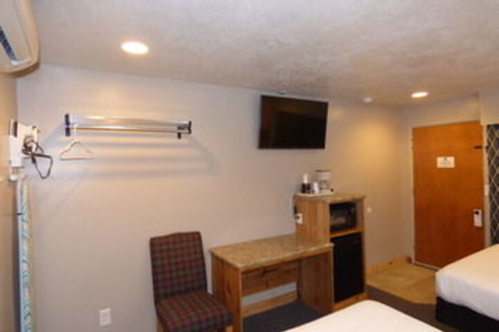 Room 29 of 35