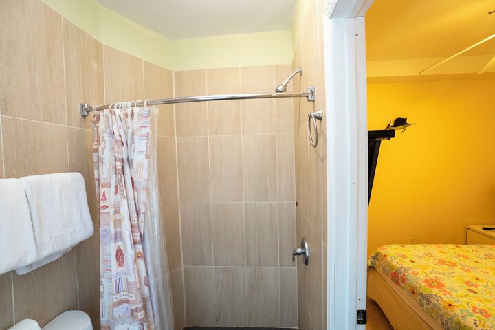 Room 69 of 109