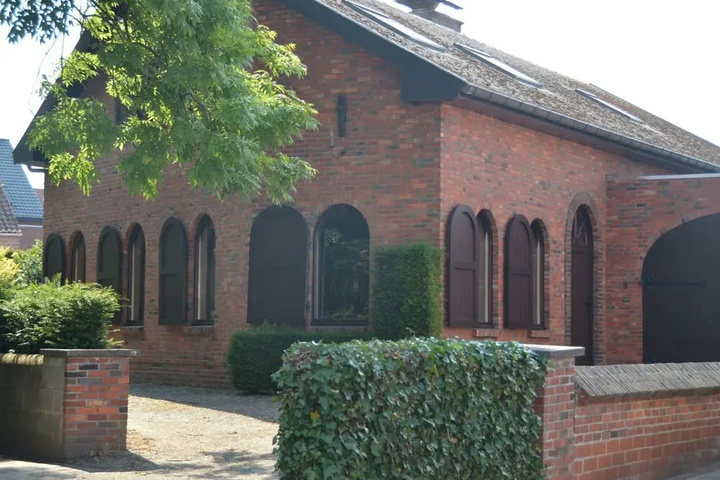 Lovely Original Home With Large Garden in the Centre of Merksplas