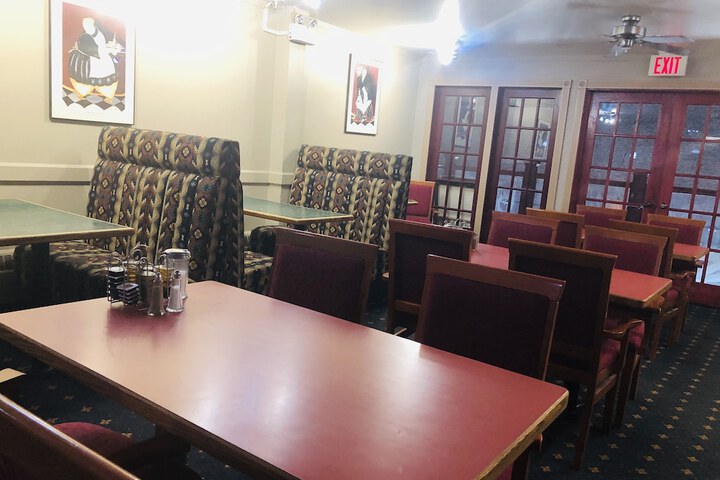 Breakfast area