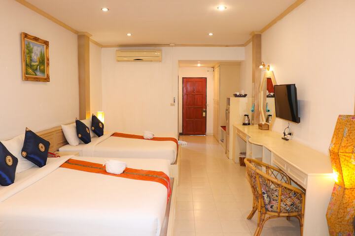 Room 15 of 73