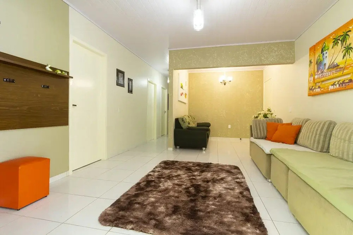 Room 9 of 21
