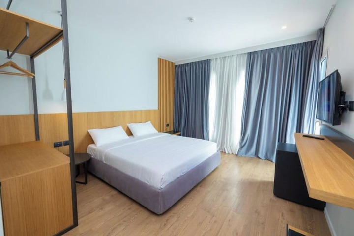 Room 40 of 52