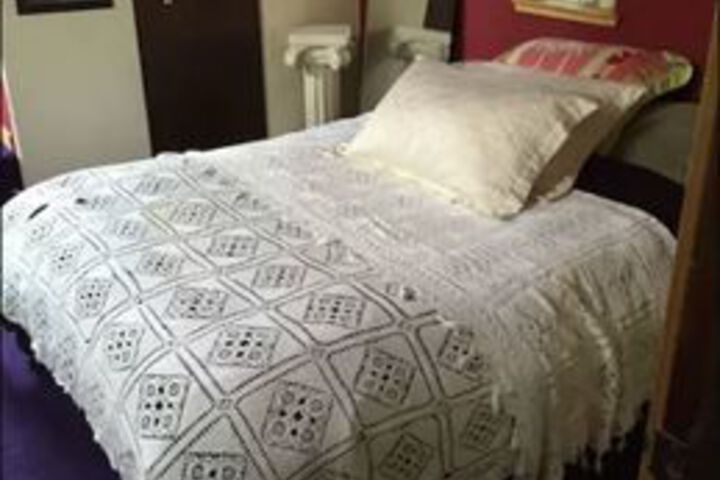 Room 9 of 21