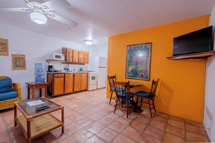 Room 9 of 40