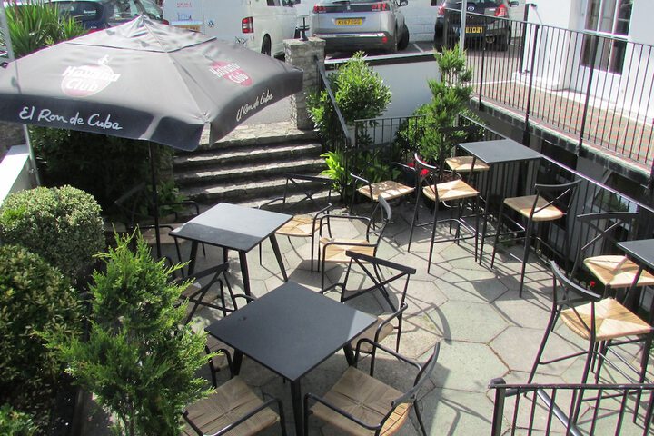 Sundeck 111 of 118