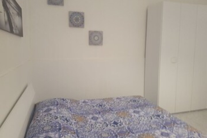 Room 61 of 92
