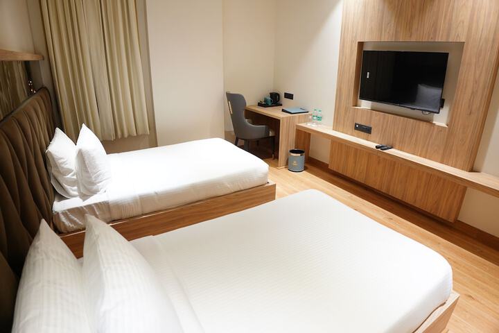 Room 27 of 56