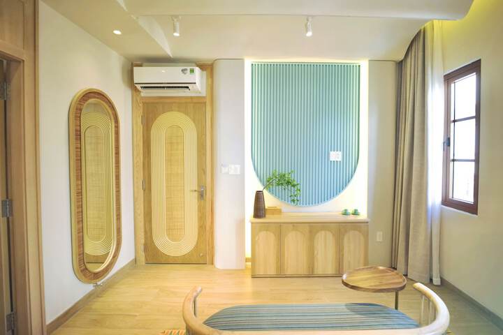 Room 40 of 91