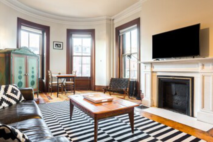 Room 22 of 63