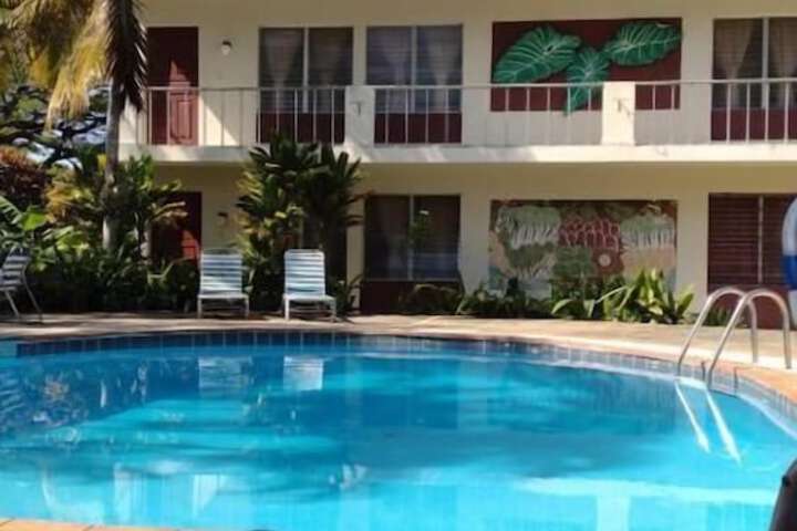 Pool 20 of 27