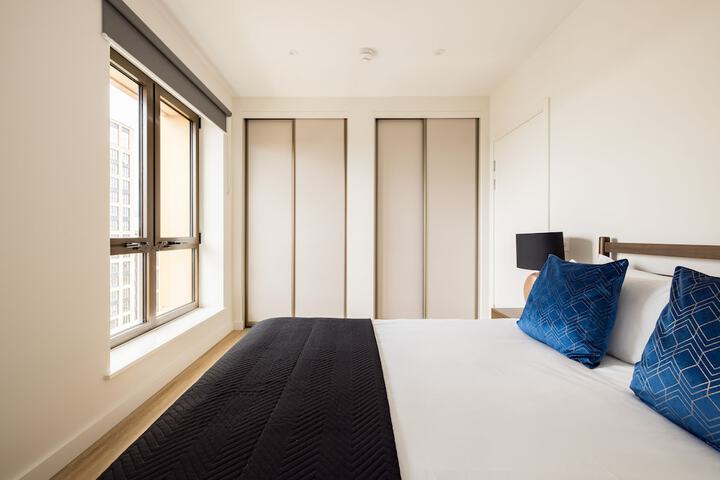 Room 6 of 45