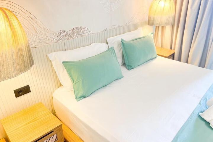 Room 20 of 50