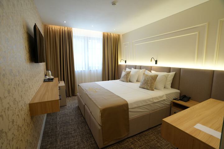 Room 28 of 51