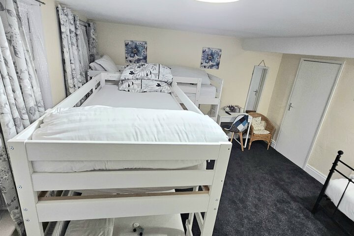 Room 7 of 47