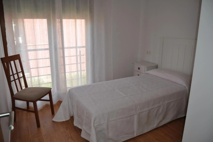 Room 5 of 10