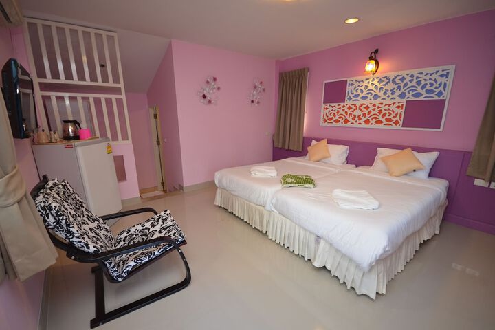 Room 8 of 60
