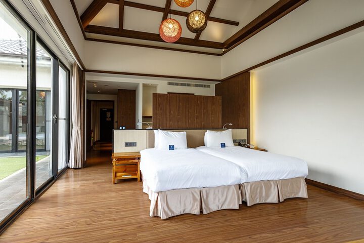 Room 22 of 153