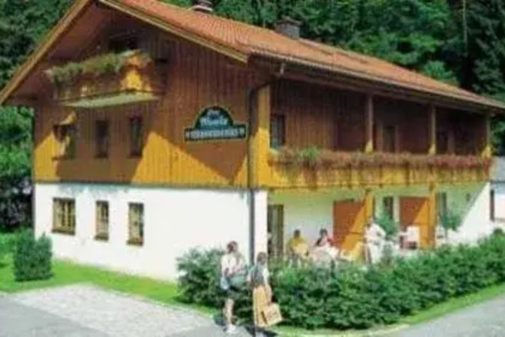 FERIENWOHNUNGEN HAUS MONIKA