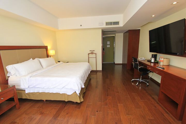 Room 36 of 150