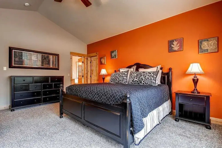 Room 5 of 21