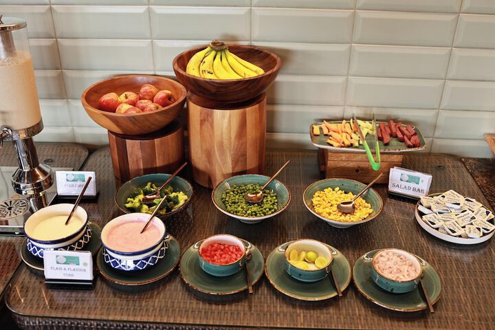 Dining 47 of 53