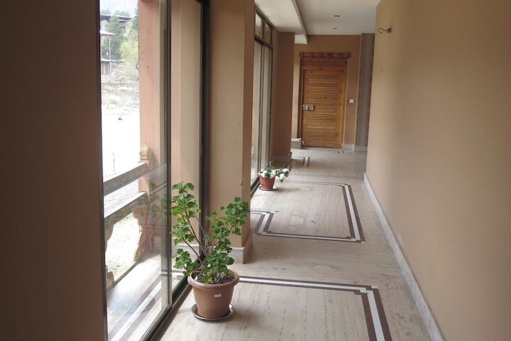 Ballroom/Hall 27 of 37