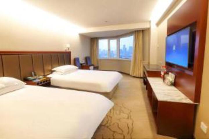 Room 10 of 10