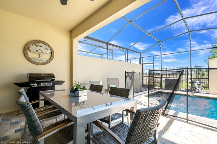 Property Grounds 44 of 50