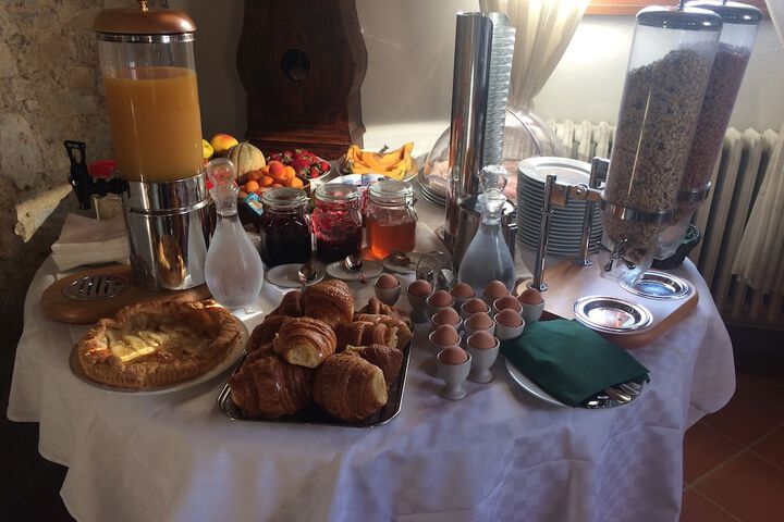Breakfast/Coffee Service 46 of 85