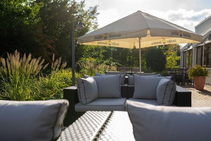 Sundeck 33 of 35
