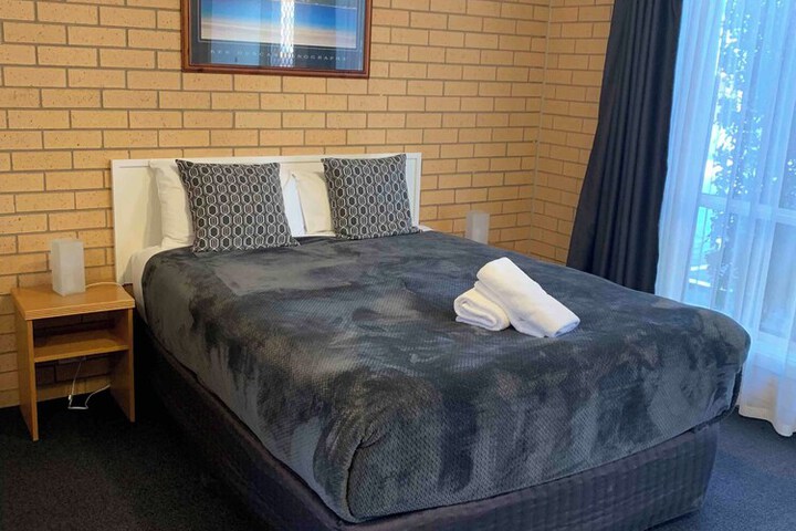 Room 17 of 51